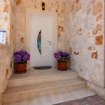 Private House Soulset With Garden And Pool Near In Malinska, Krk Willa Malinska