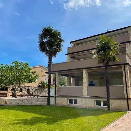 Villa Private Soulset With Swimming Pool Vantacici