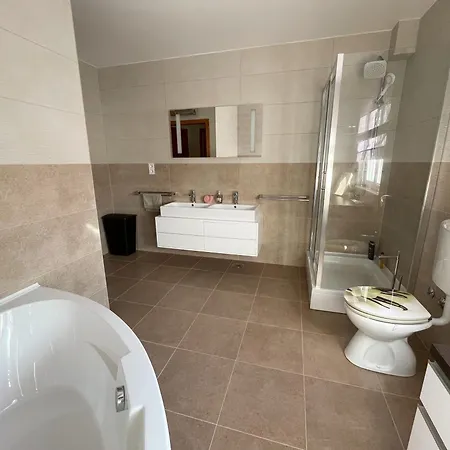 Private House Soulset With Garden And Pool Near In Malinska, Krk Βίλα
