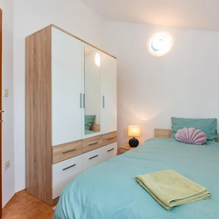 Βίλα Private House Soulset With Garden And Pool Near In Malinska, Krk *
