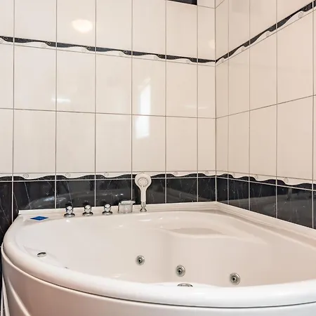 Private House Soulset With Garden And Pool Near In Malinska, Krk *