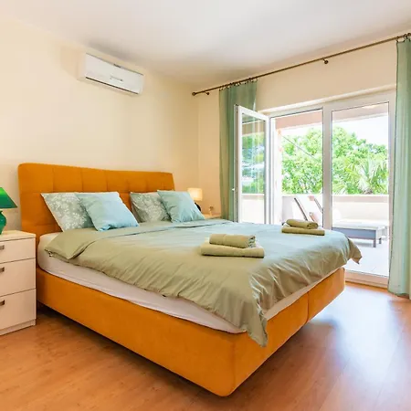 Private House Soulset With Garden And Pool Near In Malinska, Krk * Malinska