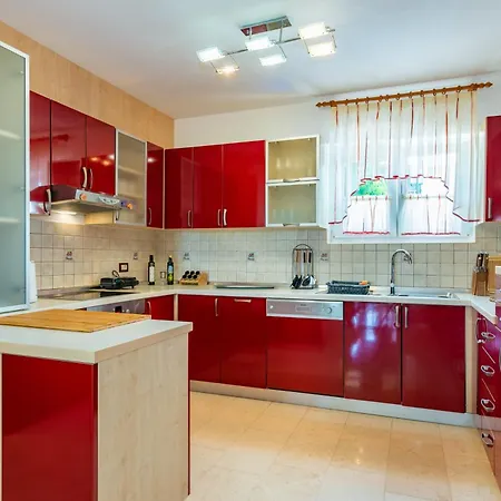 Private House Soulset With Garden And Pool Near In Malinska, Krk Malinska