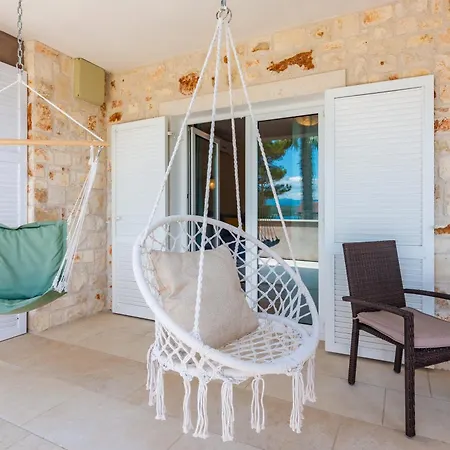 Private House Soulset With Garden And Pool Near In Malinska, Krk Βίλα