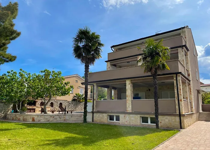 Villa Private Soulset With Swimming Pool Vantačići