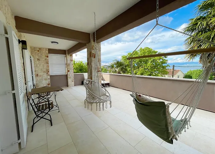 Private Soulset With Swimming Pool Villa Vantačići