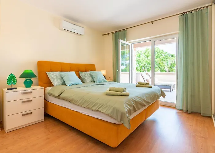 Private Soulset With Swimming Pool * Vantačići